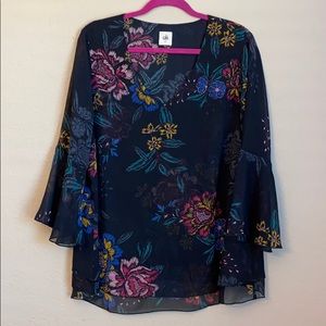Cabi Olivia Blouse EUC